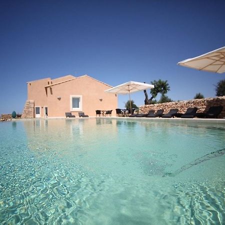 Antica Locanda Del Golf Ragusa Bagian luar foto