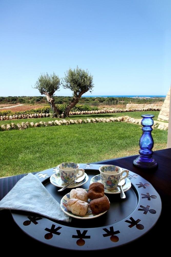 Antica Locanda Del Golf Ragusa Bagian luar foto