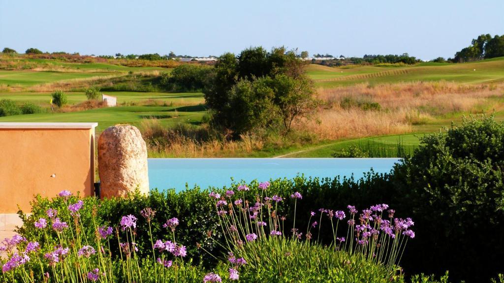 Antica Locanda Del Golf Ragusa Bagian luar foto