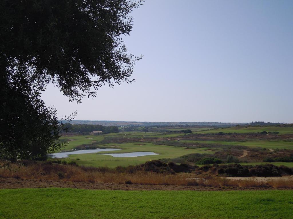Antica Locanda Del Golf Ragusa Bagian luar foto