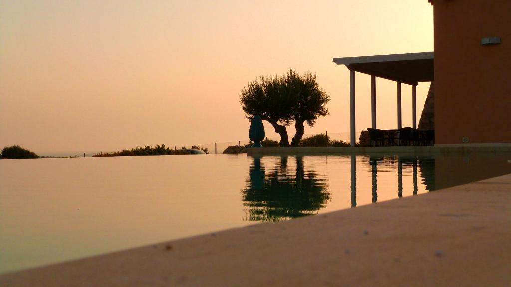 Antica Locanda Del Golf Ragusa Bagian luar foto